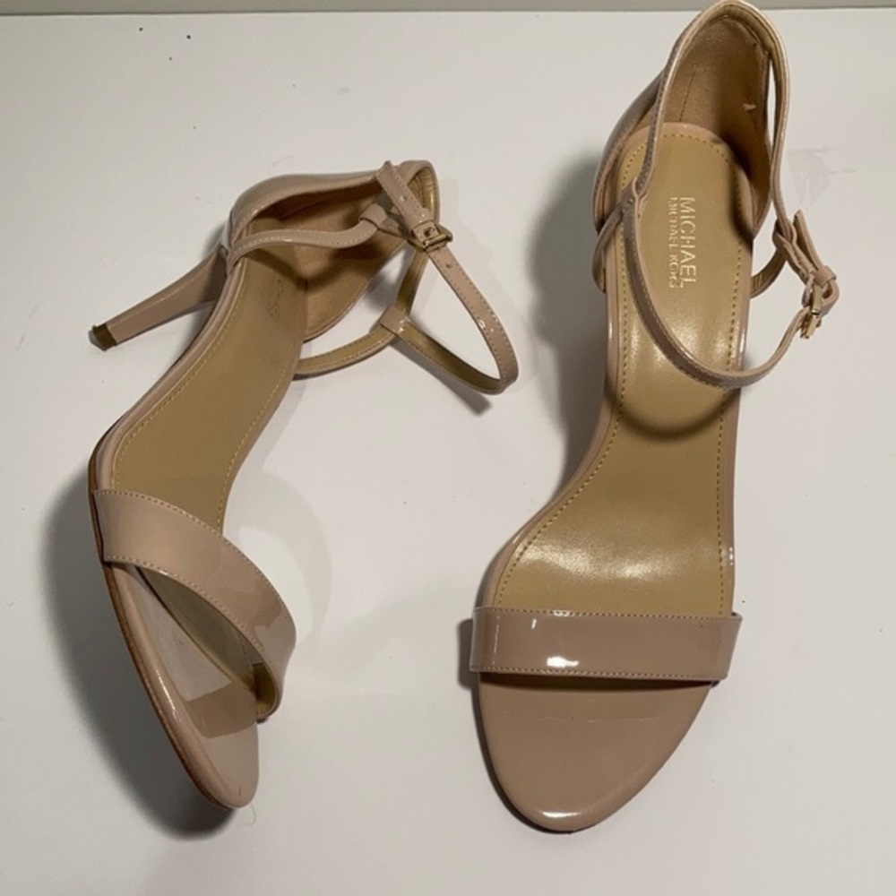 Michael Kors nude vegan leather 3” heels